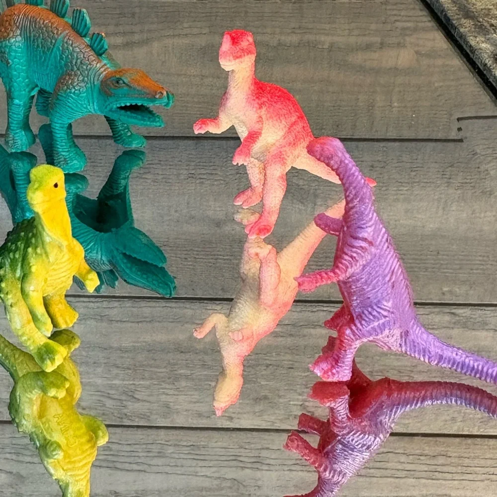 Dinosaur Figurine Set of 11 Rubber & Plastic Colorful Cake Toppers Toy Lot